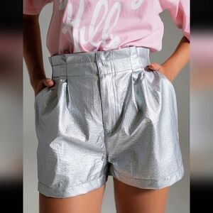 NWT Q2 STASHA HIGH RISE PAPERBAG WAIST METALLIC SHORTS, SILVER, VARIOUS SIZES